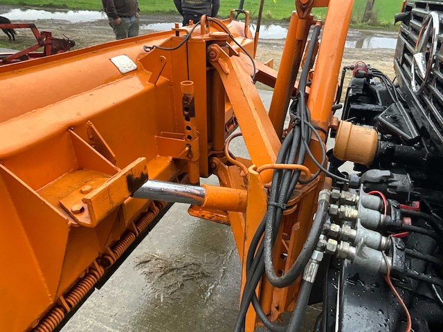 1990 mercedes unimog 1600 vrachtwagen - afbeelding 40 van  55