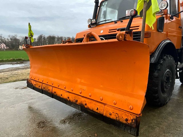 1990 mercedes unimog 1600 vrachtwagen - afbeelding 41 van  55