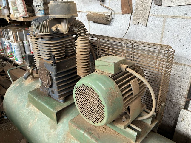 1990 mobiele zuigercompressor - afbeelding 6 van  6