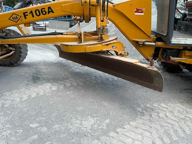 1990 o&k f106a grader - afbeelding 12 van  15