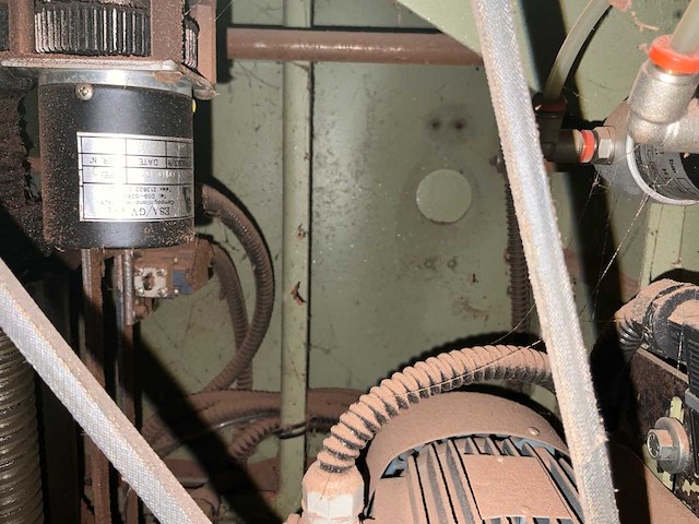 1990 paoloni t150p raamproductiemachine (hout) - afbeelding 20 van  27