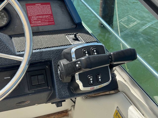 1990 sea ray 250 da sundancer - dubbele mercruiser 4.3l - belgische registratie - afbeelding 29 van  63
