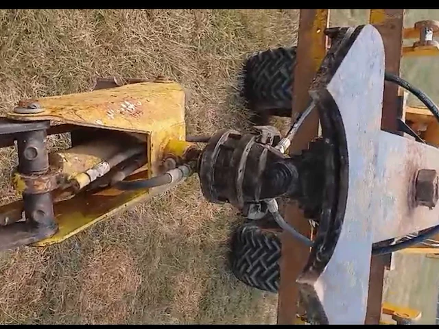 1990 tcm 810a mini loader / wiellader / gearticuleerde lader - afbeelding 20 van  28