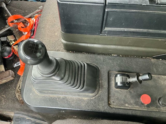 1990 volvo fl6 turbo takelwagen met kraan - afbeelding 18 van  57