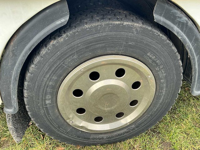 1990 volvo fl6 turbo takelwagen met kraan - afbeelding 38 van  57