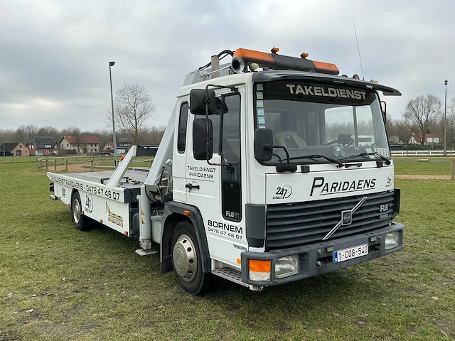 1990 volvo fl6 turbo takelwagen met kraan - afbeelding 33 van  56