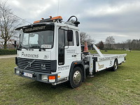 1990 volvo fl6 turbo takelwagen met kraan - afbeelding 1 van  56