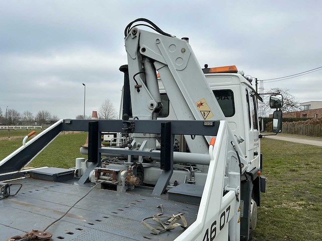 1990 volvo fl6 turbo takelwagen met kraan - afbeelding 29 van  56