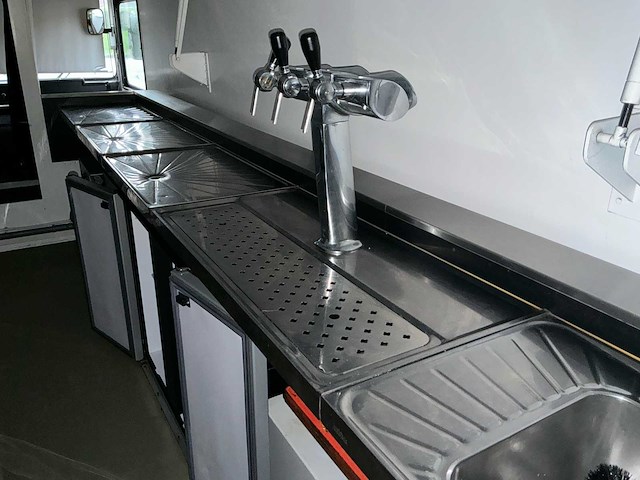 1991 baeten foodtruck uitschuifbaar - afbeelding 16 van  62