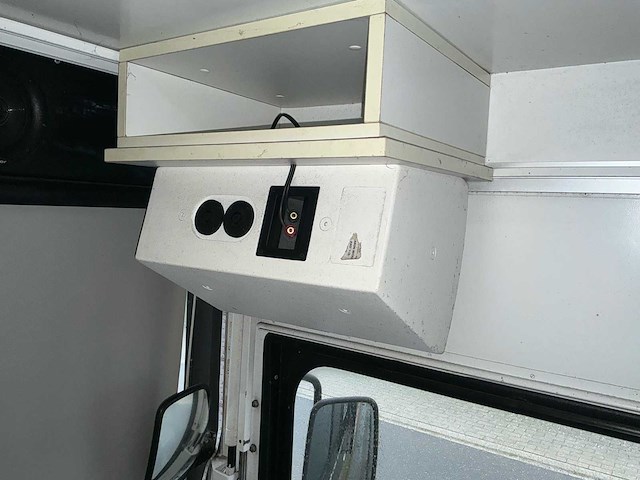 1991 baeten foodtruck uitschuifbaar - afbeelding 47 van  62