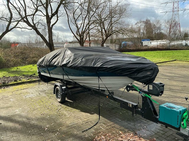 1991 bayliner capri speedboot - afbeelding 27 van  33