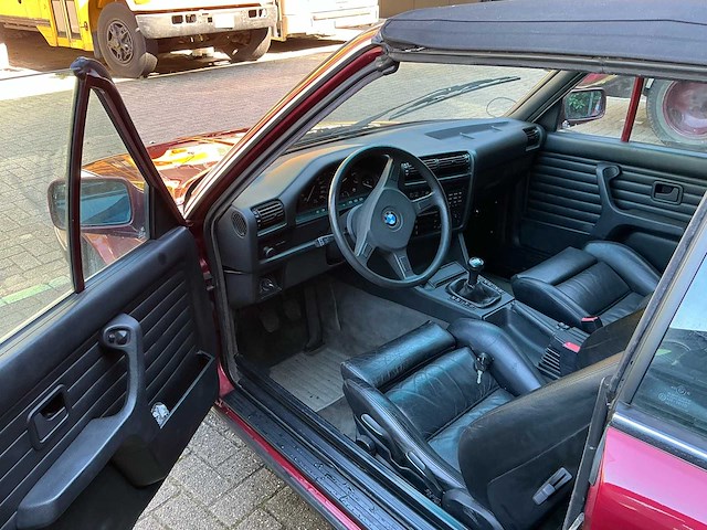 1991 bmw e30 320 personenauto - afbeelding 2 van  31
