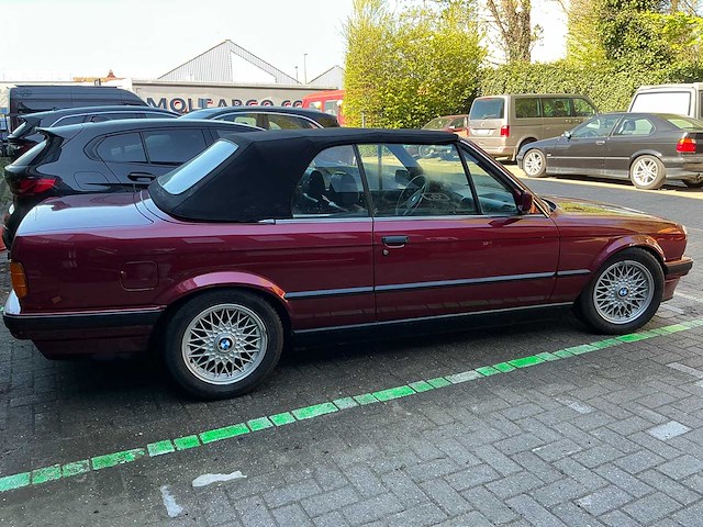 1991 bmw e30 320 personenauto - afbeelding 28 van  31