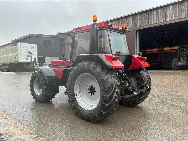 1991 case 1056 xl 4wd landbouwtractor - afbeelding 16 van  35