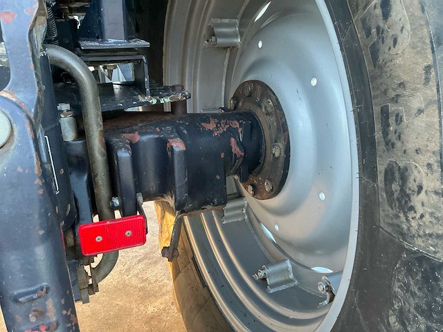 1991 deutz-fahr agrostar 6.11 vierwielaangedreven landbouwtractor - afbeelding 4 van  30