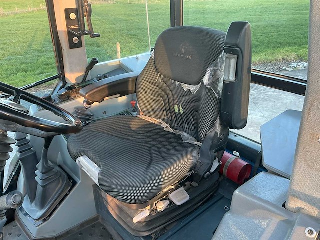 1991 deutz-fahr agrostar 6.11 vierwielaangedreven landbouwtractor - afbeelding 7 van  30