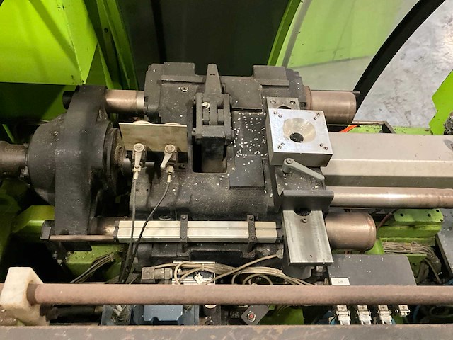 1991 engel es 330/80 hydraulische spuitgietmachine - afbeelding 8 van  34