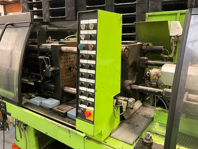 1991 engel es 330/80 hydraulische spuitgietmachine - afbeelding 14 van  34