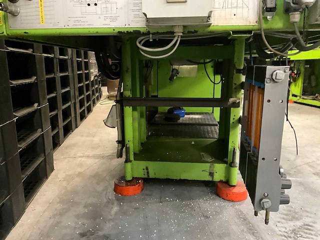 1991 engel es 330/80 hydraulische spuitgietmachine - afbeelding 22 van  34
