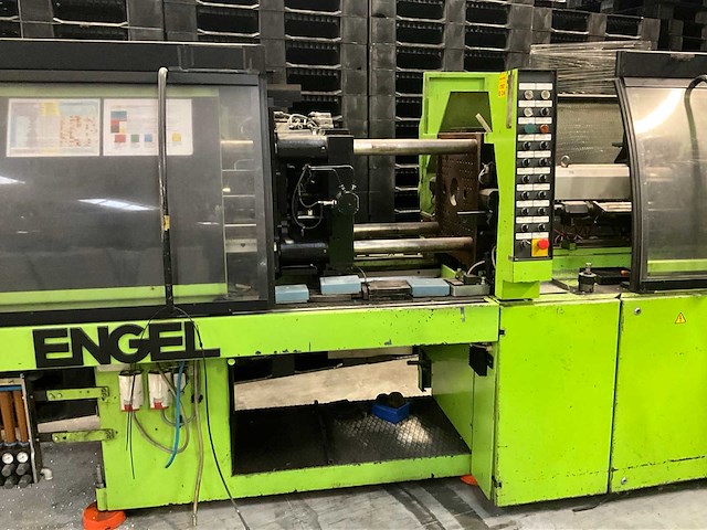 1991 engel es 330/80 hydraulische spuitgietmachine - afbeelding 28 van  34