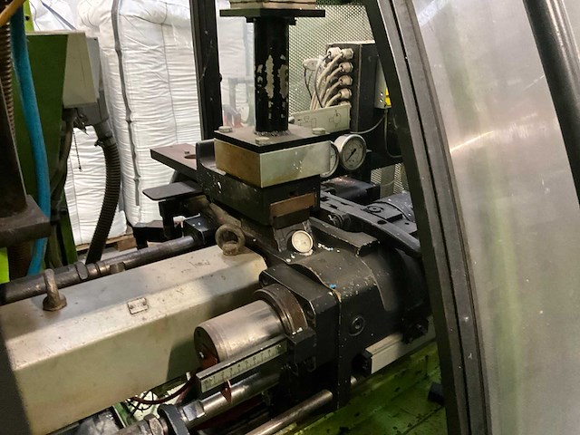 1991 engel es 80/35 hydraulische spuitgietmachine - afbeelding 24 van  33