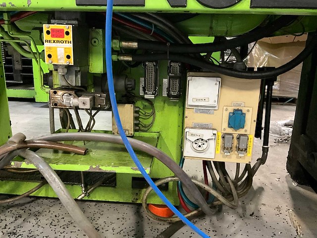 1991 engel es 80/35 hydraulische spuitgietmachine - afbeelding 30 van  33