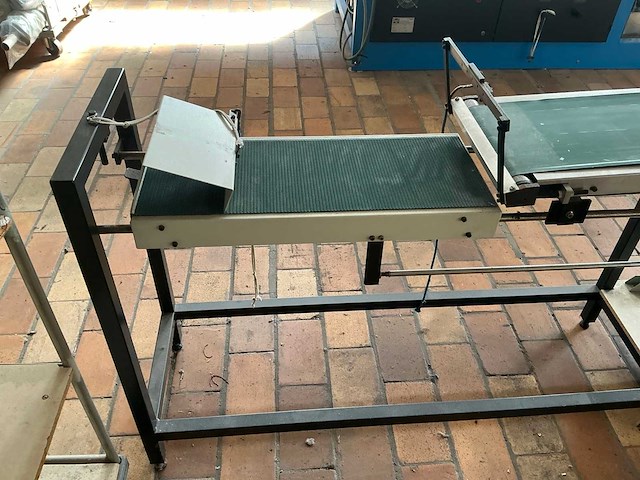 1991 gtk-w / ludre c20 doorloop plakpers met afkortautomaat - afbeelding 2 van  9