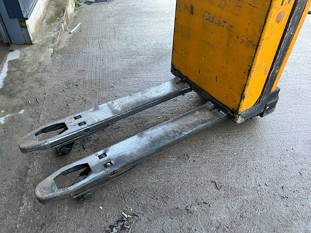 1991 jungheinrich elektrische palletwagen - afbeelding 4 van  4