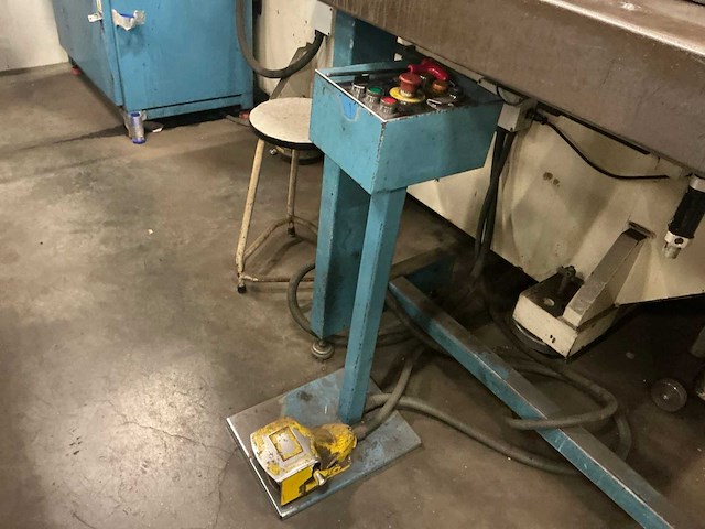 1991 lvd omega-i cnc ponsmachine - afbeelding 3 van  14