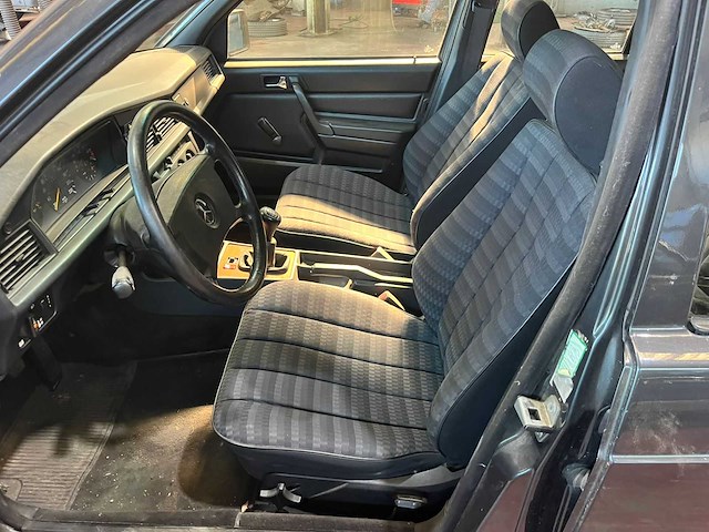 1991 mercedes-benz 190 - afbeelding 2 van  12