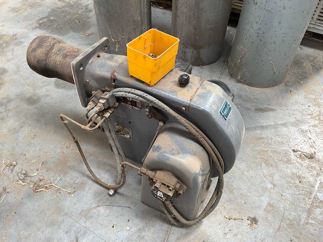 1991 neureuther g7 industriële heteluchtgenerator die werkt met een aparte brander - afbeelding 4 van  11