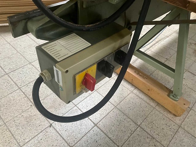 1991 scheer sf fm 8-3100 fineerrechtzaagmachine - afbeelding 4 van  12