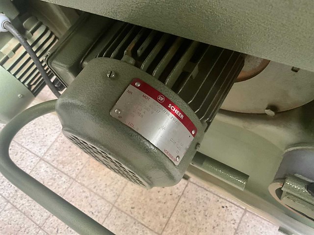 1991 scheer sf fm 8-3100 fineerrechtzaagmachine - afbeelding 9 van  12