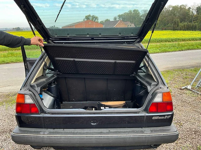 1991 volkswagen golf 2 personenauto - afbeelding 14 van  32