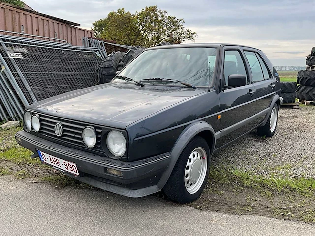 1991 volkswagen golf 2 personenauto - afbeelding 1 van  32