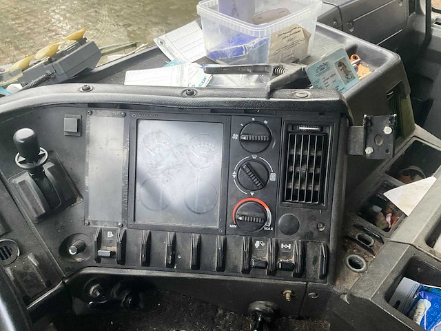 1991 volvo fl7 vrachtwagen - afbeelding 14 van  36