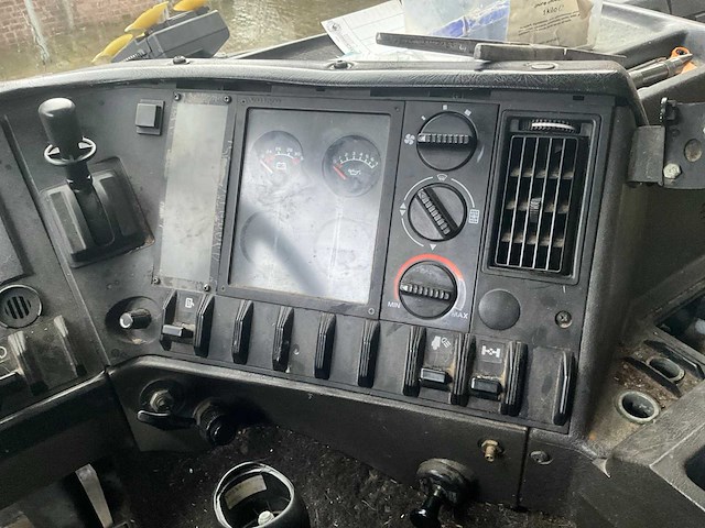 1991 volvo fl7 vrachtwagen - afbeelding 17 van  36