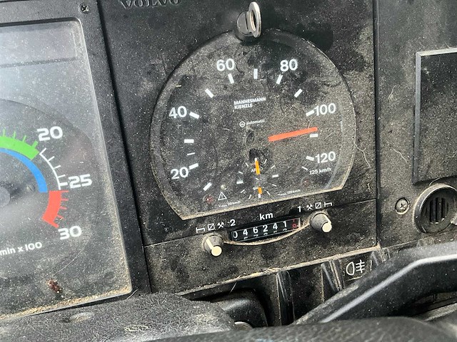 1991 volvo fl7 vrachtwagen - afbeelding 18 van  36