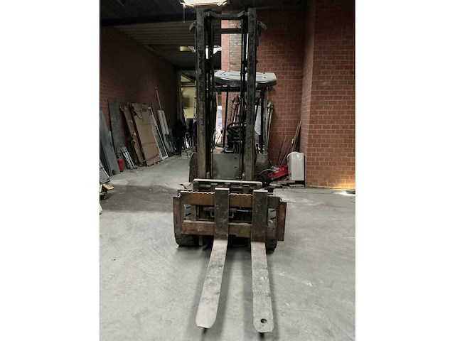 1991 yale vorkheftruck - afbeelding 10 van  14