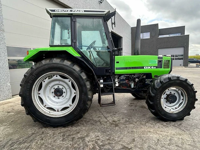 1992 - deutz-fahr - 6.11 - 4-wheel drive tractor - afbeelding 3 van  8