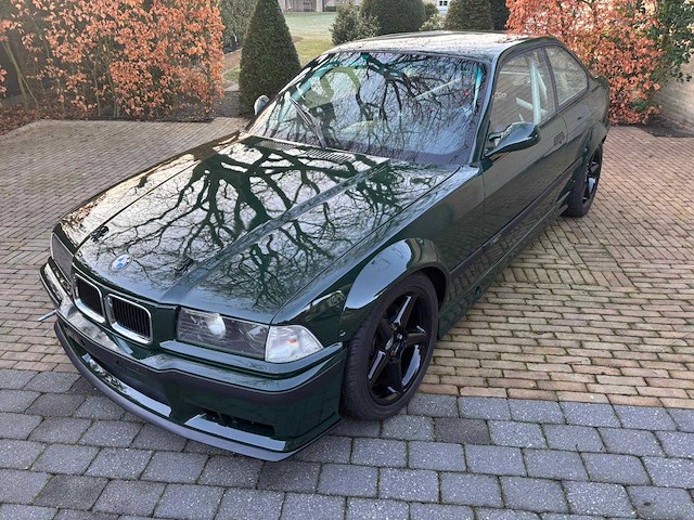 1992 bmw 325i coupé circuitwagen - afbeelding 1 van  35