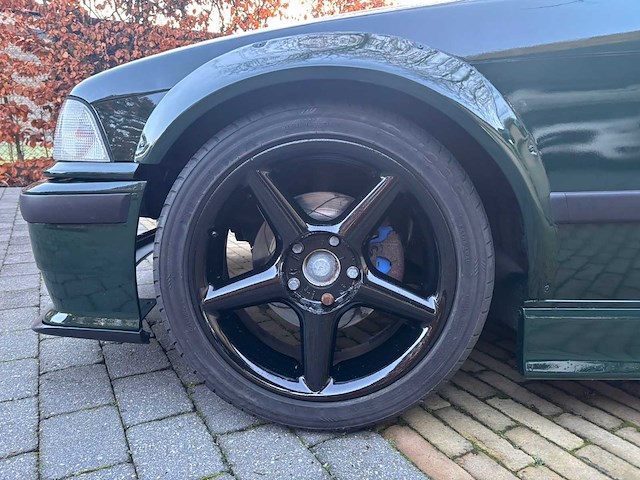 1992 bmw 325i coupé circuitwagen - afbeelding 25 van  35