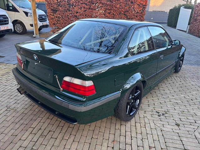 1992 bmw 325i coupé circuitwagen - afbeelding 33 van  35