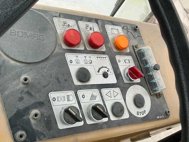 1992 bomag bw172d-2 bandenwals - afbeelding 8 van  20