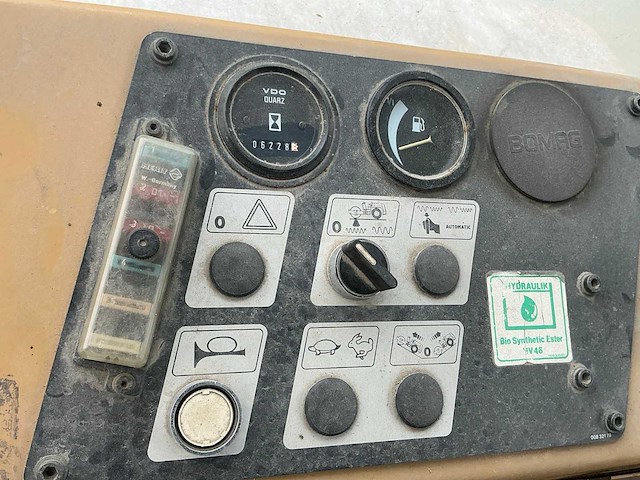 1992 bomag bw172d-2 bandenwals - afbeelding 9 van  22