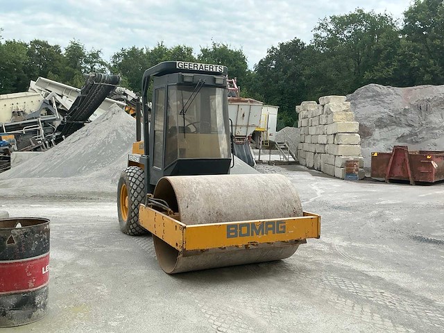 1992 bomag bw172d-2 bandenwals - afbeelding 15 van  20
