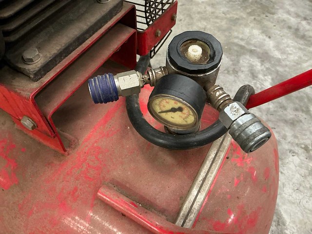 1992 brown 300 luchtcompressor - afbeelding 9 van  10