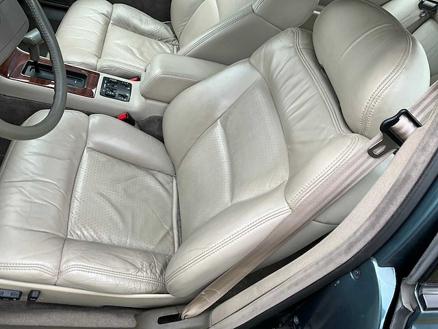 1992 cadillac seville sts - 4.9 v8 - belgische wagen - afbeelding 20 van  56