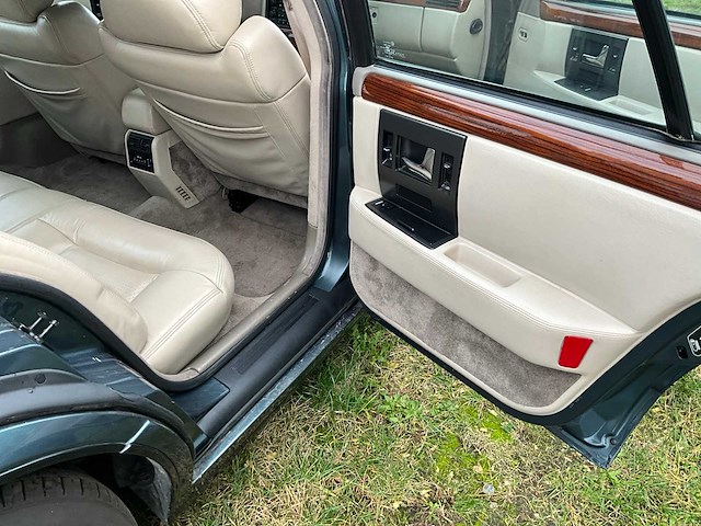 1992 cadillac seville sts - 4.9 v8 - belgische wagen - afbeelding 35 van  56