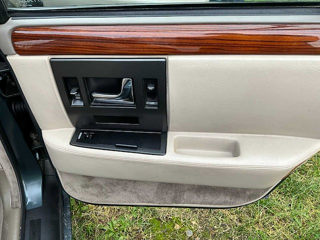 1992 cadillac seville sts - 4.9 v8 - belgische wagen - afbeelding 36 van  56